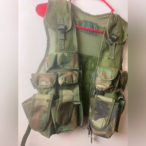 Green Army fatigue Combat outdoor Vest